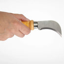 Mattkniv med träskaft Morakniv, i handen