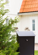 Postlåda 9441B låsbar svart Habo