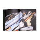 Boken Tapeter genom tiderna öppen